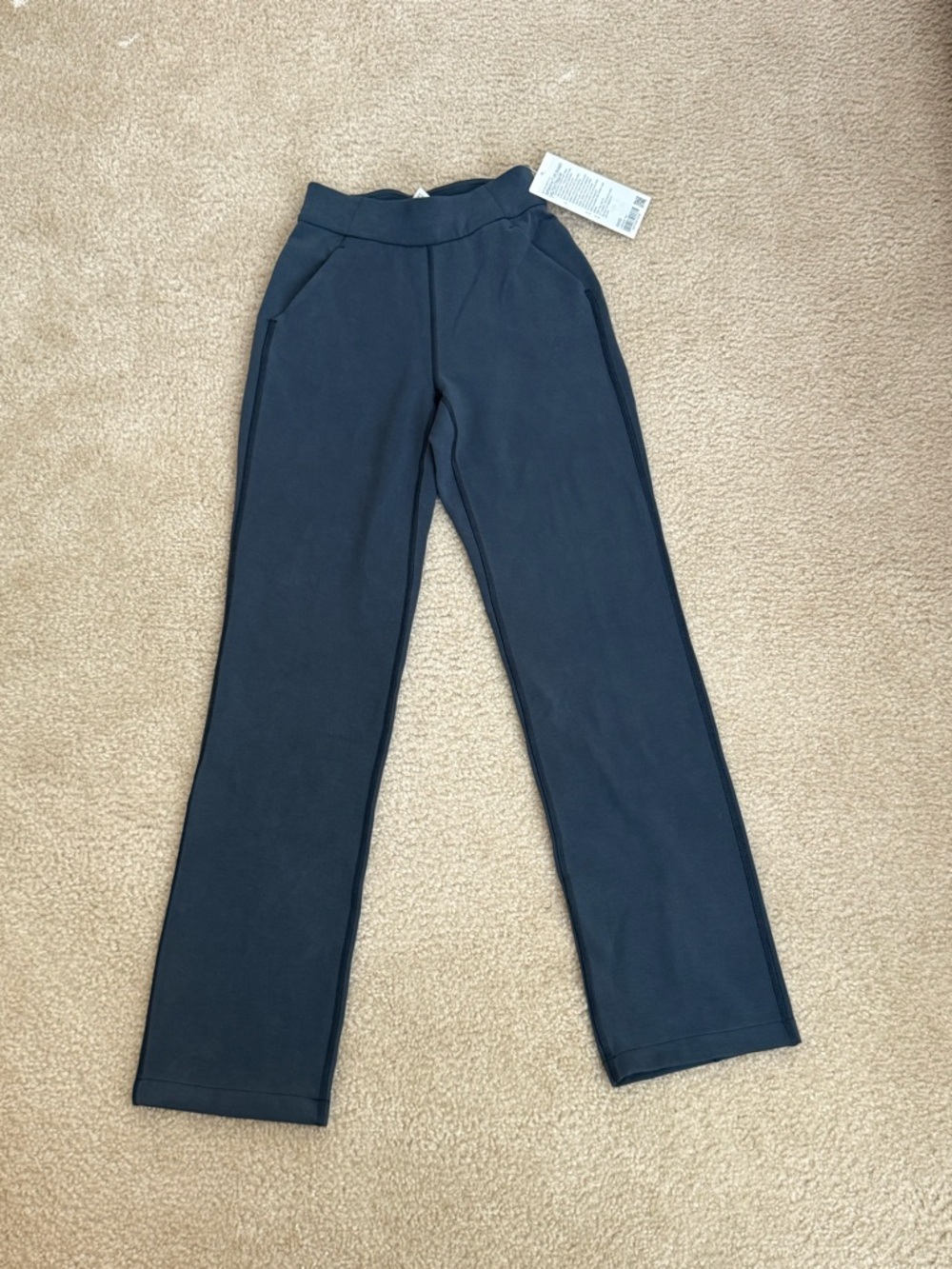 Wmns Black Straight-Leg Pull-On Pants